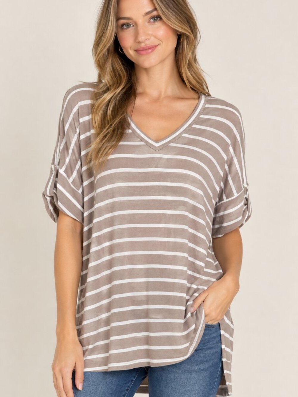 Zenana Outfitters Taupe & White Striped V-Neck Tunic Size Small